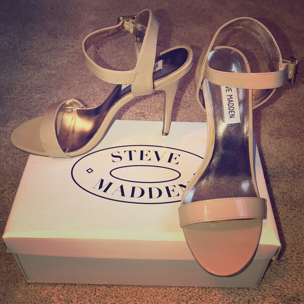 Steve Madden Daarlah Blush Patent Heels, Size 8